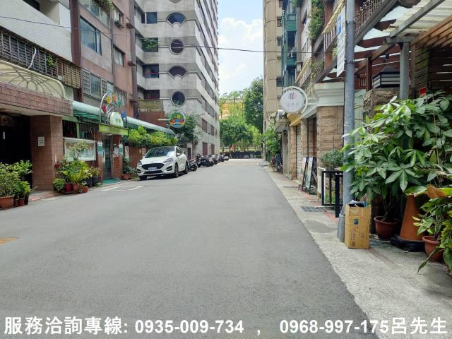 信義區華廈-11