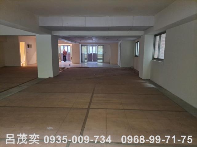 樹林店面-11